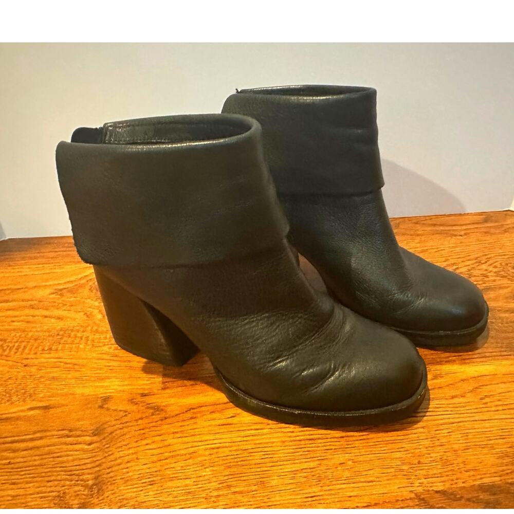 Kork-Ease Kari Leather Ankle Boots Women’s 8.5 Black Block Heel Comfort